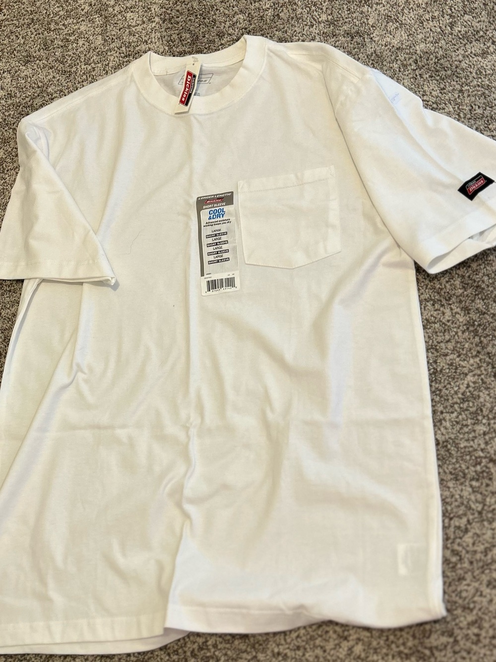 NWT!  Men’s Dickies t-shirt